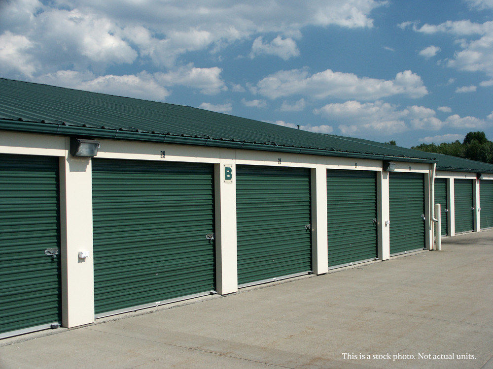 Contents Of 25+/ Unpaid Storage Units Massillon, OH KIKO Auctions